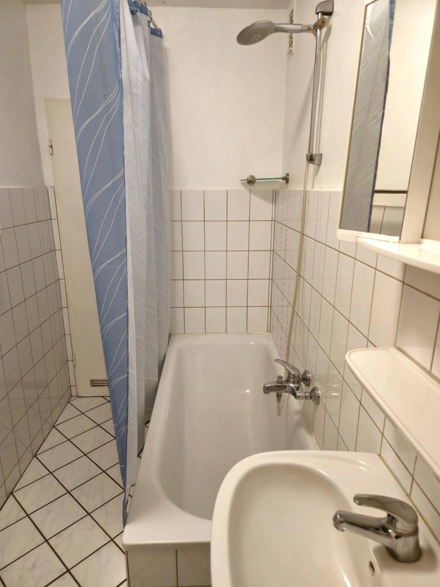 1,5-Zimmer Apartment Mit Balkon Am Hauptbahnhof Neumünster Extérieur photo